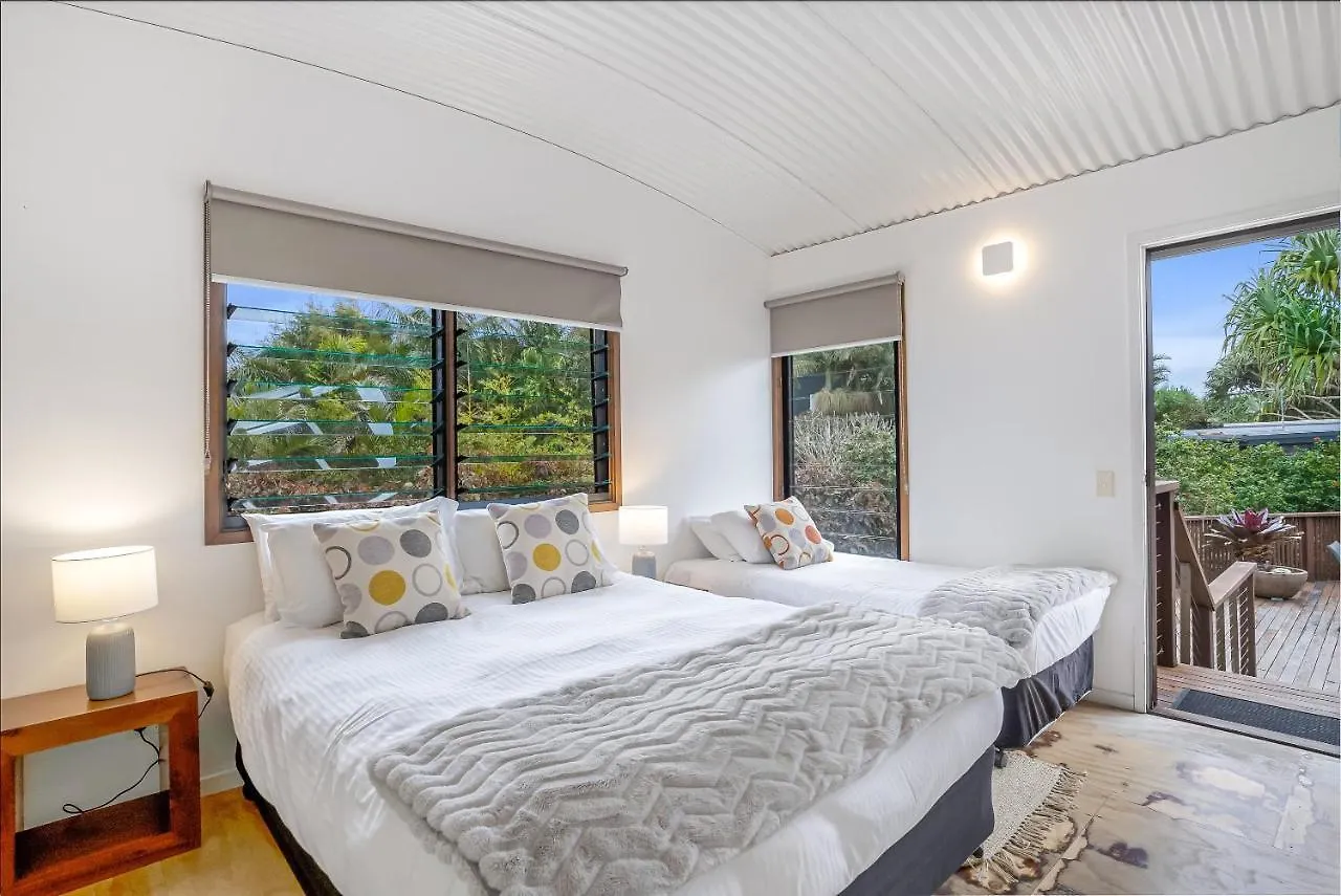 Fuller Holidays - Belongil Beachfront Pavilion, 18 Childe St 拜伦湾 度假居